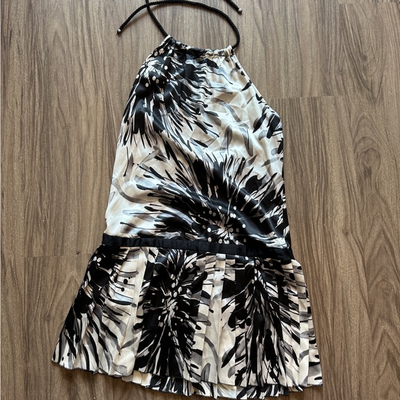 Silk dress purchased at boutique in Roma circa 2009, worn once. - Picture 3 of 4